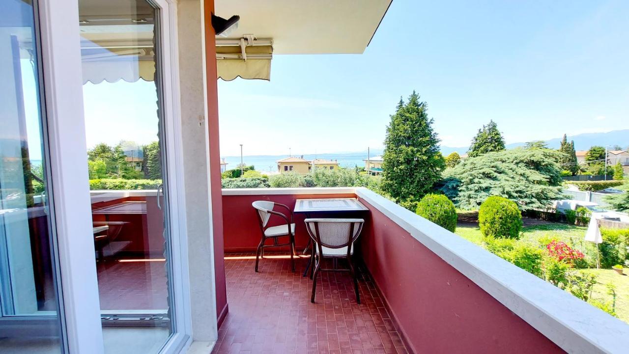 Narcisa View Lake&Pool Apartment Бардолино Экстерьер фото