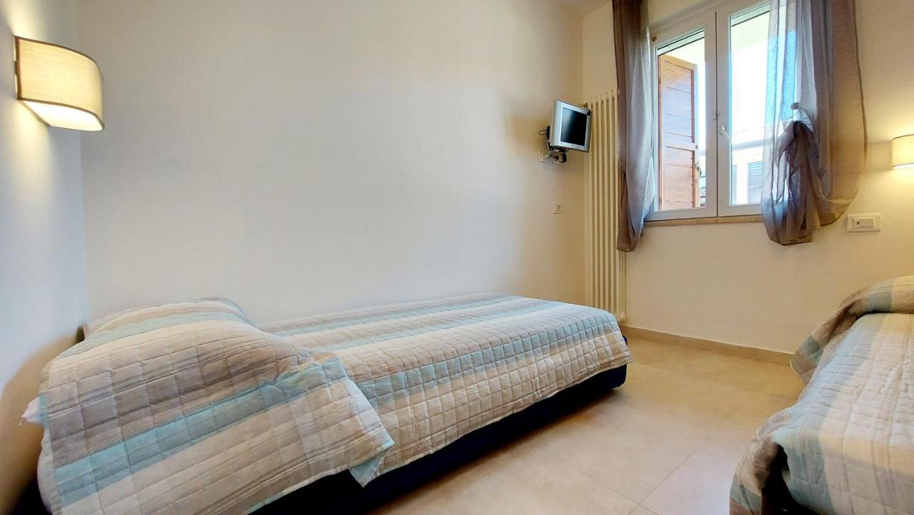 Narcisa View Lake&Pool Apartment Бардолино Экстерьер фото